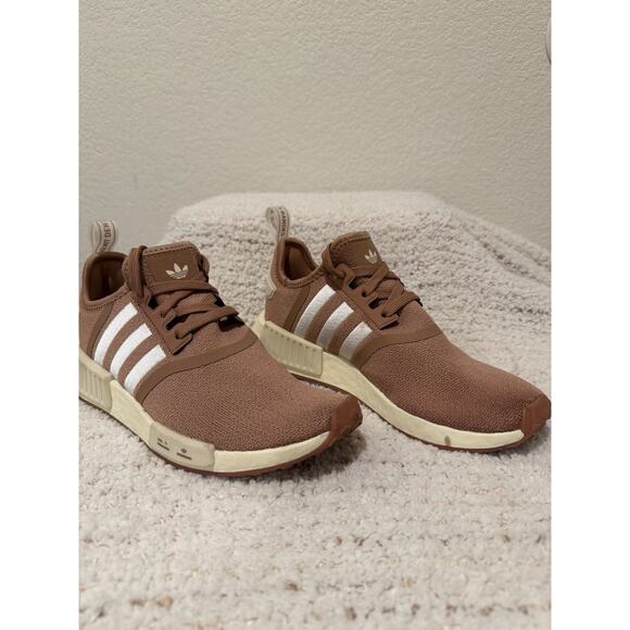 Adidas Originals NMD R1 Women’s Size 7.5 Running Shoe Sneaker Footwear - Picture 4 of 6